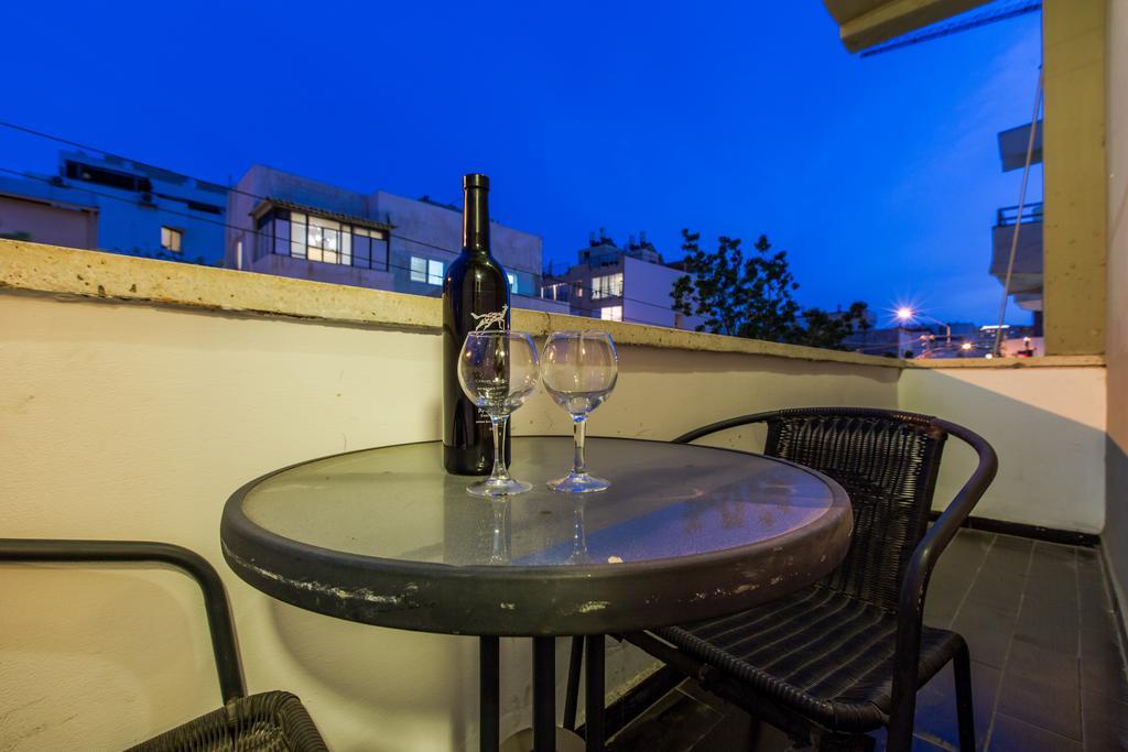 Sunset Beach Apartments Тел Авив Екстериор снимка
