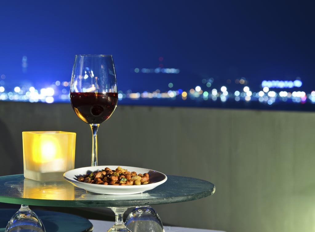 Sunset Beach Apartments Тел Авив Екстериор снимка