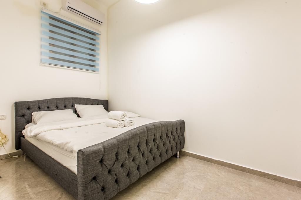 Sunset Beach Apartments Тел Авив Екстериор снимка