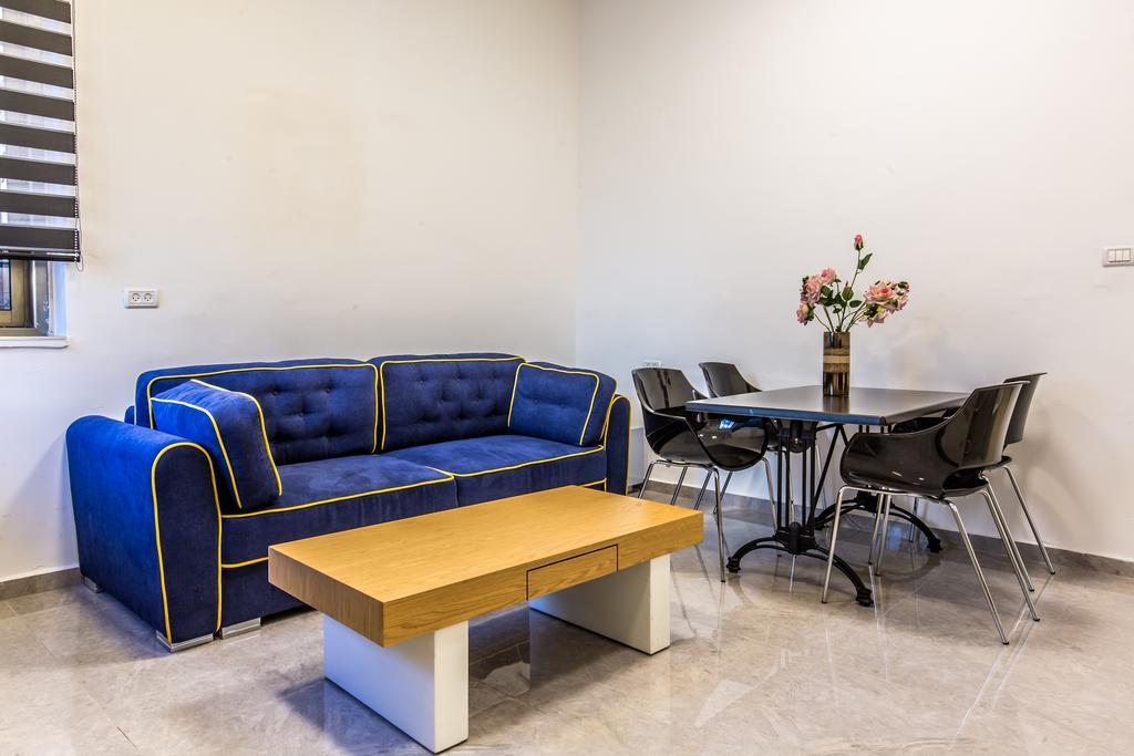Sunset Beach Apartments Тел Авив Екстериор снимка