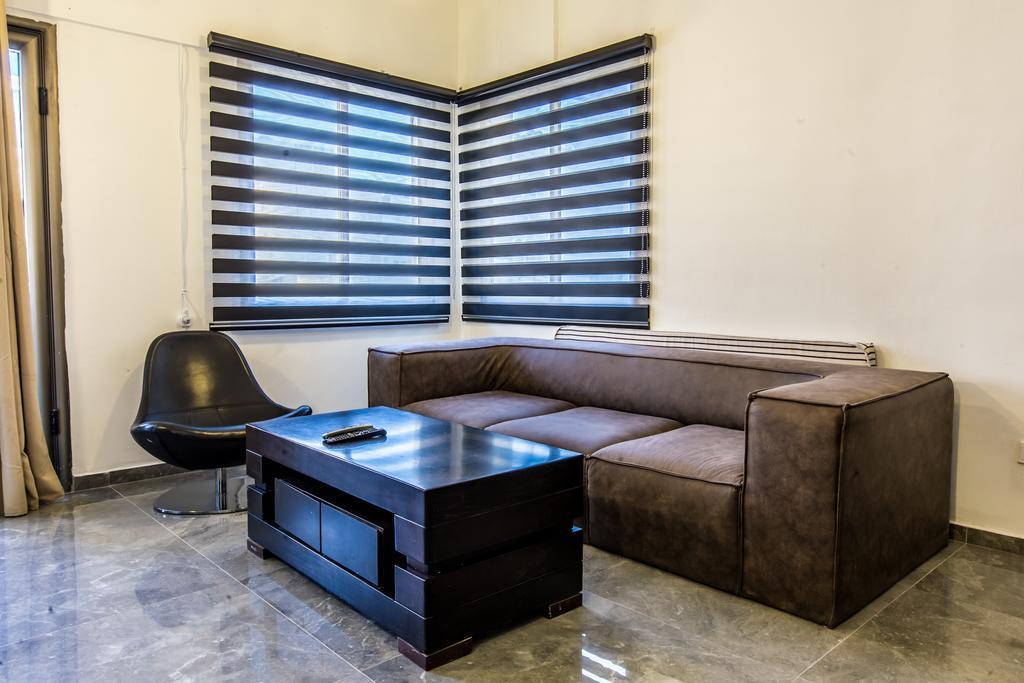 Sunset Beach Apartments Тел Авив Екстериор снимка