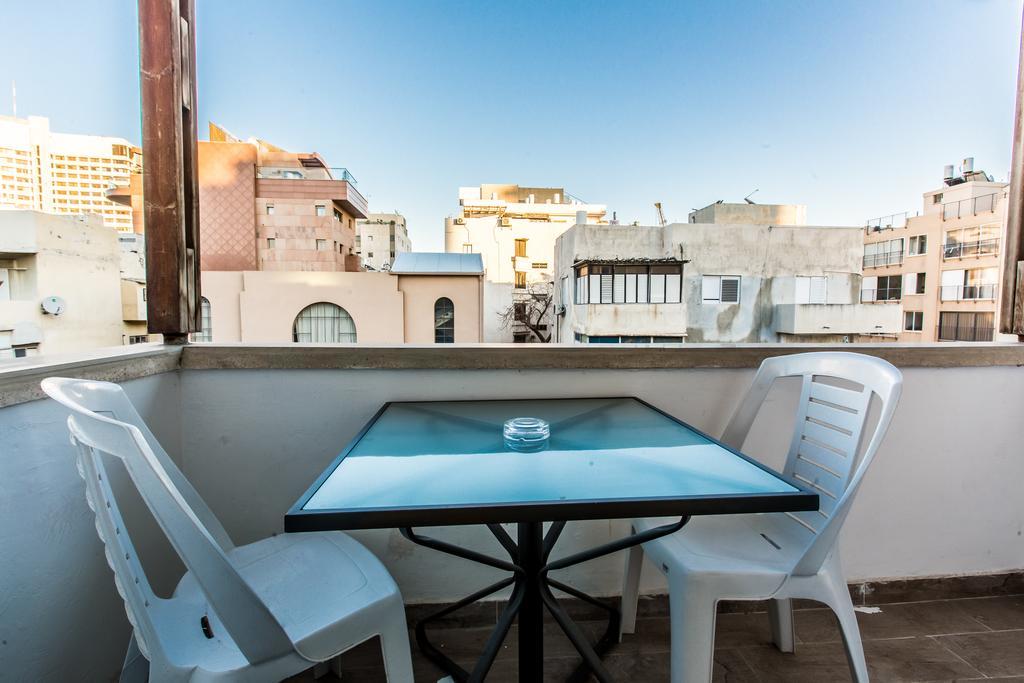 Sunset Beach Apartments Тел Авив Екстериор снимка