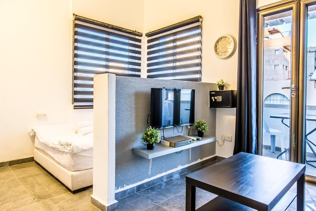 Sunset Beach Apartments Тел Авив Екстериор снимка