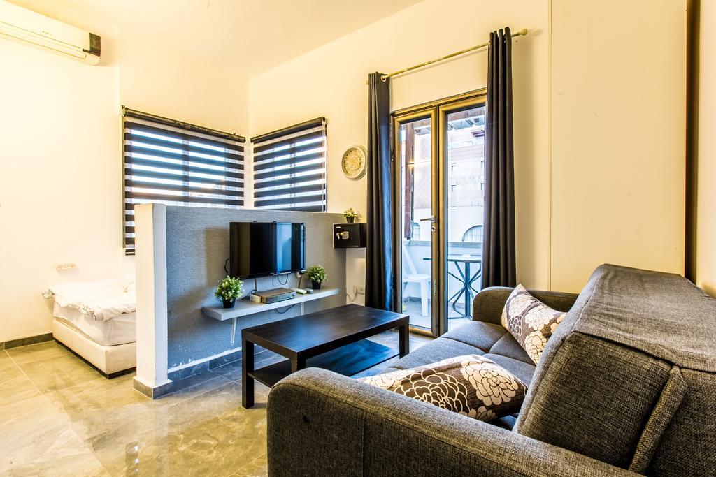 Sunset Beach Apartments Тел Авив Екстериор снимка